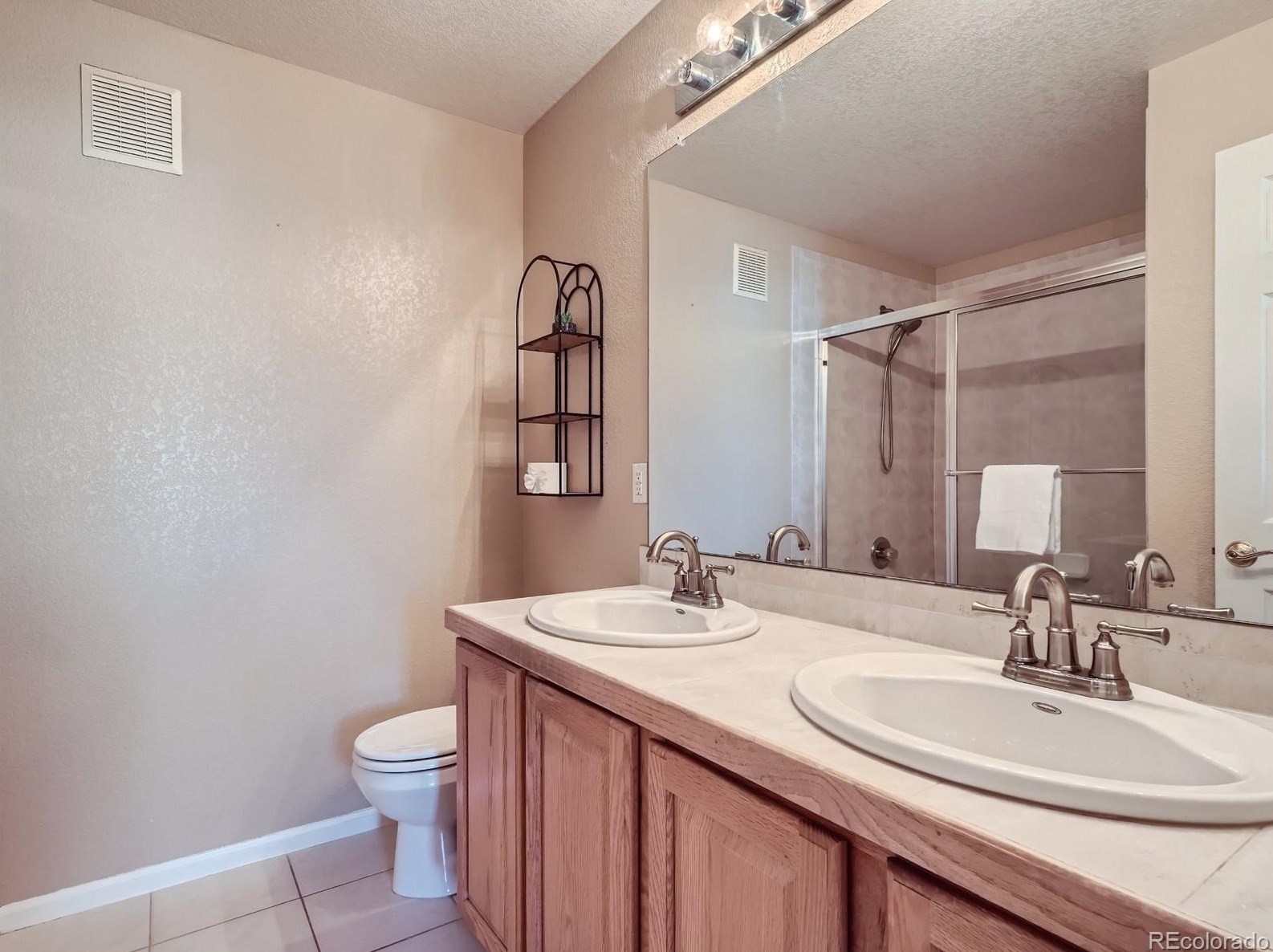 20426 Orchard Pl, Denver CO  80016-3891 exterior