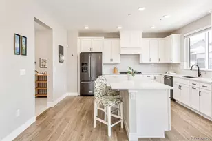 7037 Fireside Wy, Castle Rock, CO 80108 - Photo 4