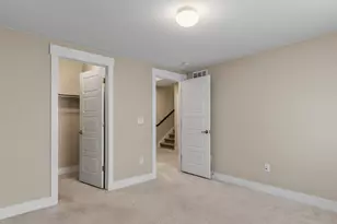 9025 E Prairie Meadow Dr, Denver, CO 80238 - Photo 30