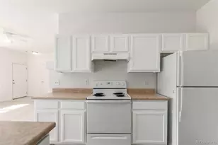 22545 E Ontario Dr, Aurora, CO 80016 - Photo 14