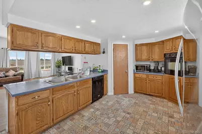 32189 County Road 16, Keenesburg, CO 80643 - Photo 18