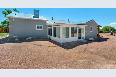 445 G Street, Penrose, CO 81240 - Photo 2