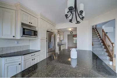 7293 W Lakeside Drive, Littleton, CO 80125 - Photo 10