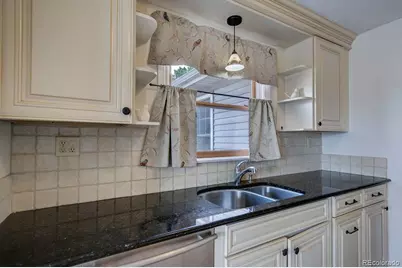 7293 W Lakeside Drive, Littleton, CO 80125 - Photo 18