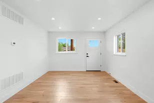 3150 W Alaska Pl, Denver, CO 80219 - Photo 12