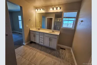 7244 S Scottsburg Way, Aurora, CO 80016 - Photo 14