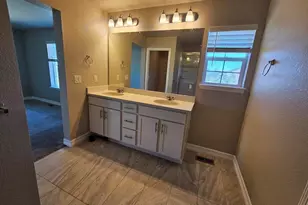 7244 S Scottsburg Way, Aurora, CO 80016 - Photo 14