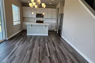 7244 S Scottsburg Way, Aurora, CO 80016 - Photo 6