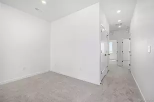 5688 N Killarney Ct, Aurora, CO 80019 - Photo 36