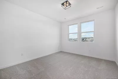 5688 N Killarney Court, Aurora, CO 80019 - Photo 28