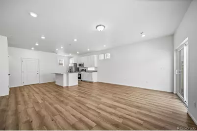 22335 E 39th Avenue, Aurora, CO 80019 - Photo 8