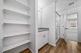 22335 E 39th Ave, Aurora, CO 80019 - Photo 18