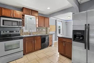 1865 W Dixie Place, Denver, CO 80221 - Photo 8
