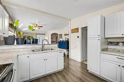 1819 Crystal Street, Aurora, CO 80011 - Photo 10