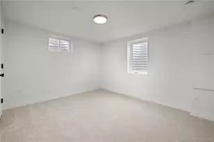 6785 S Logan St, Centennial, CO 80122 - Photo 34