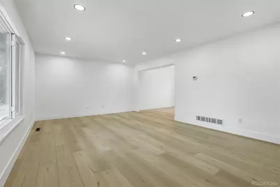 1056 E Nichols Avenue, Centennial, CO 80122 - Photo 6