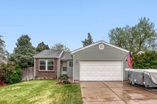 2746 S Uravan St, Aurora, CO 80013 - Photo 1
