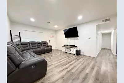 1001 Troy Street, Aurora, CO 80011 - Photo 4