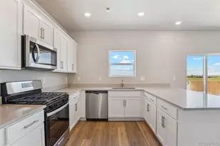 48120 Shetland Dr, Bennett, CO 80102 - Photo 8