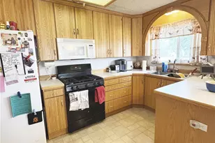 222 Morrison Ave, Rangely, CO 81648 - Photo 4