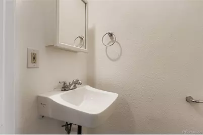 1662 S Idalia Circle #S, Aurora, CO 80017 - Photo 6