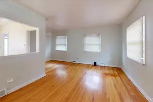 2525 S Clayton St, Denver, CO 80210 - Photo 32