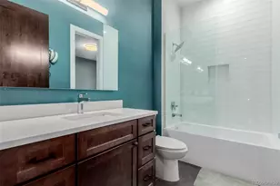 8017 S Valleyhead Way, Aurora, CO 80016 - Photo 28
