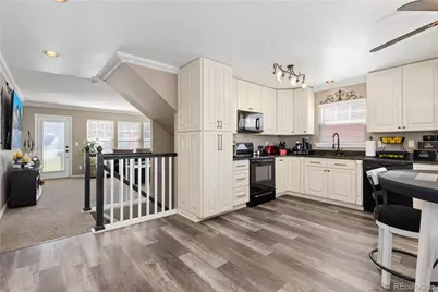 10818 Dayton Way, Commerce City, CO 80640 - Photo 4