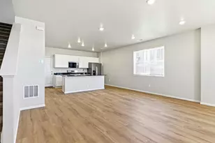 1596 Riverplace Dr, Windsor, CO 80550 - Photo 2