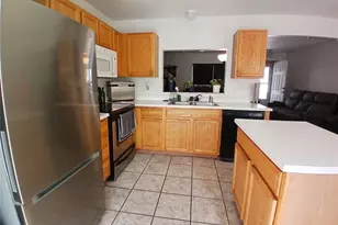 15644 E 50th Ave, Denver, CO 80239 - Photo 6