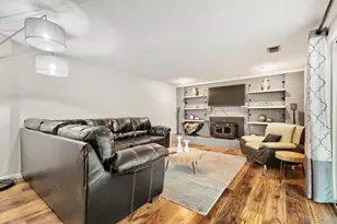 10080 W Warren Dr, Lakewood, CO 80227 - Photo 16