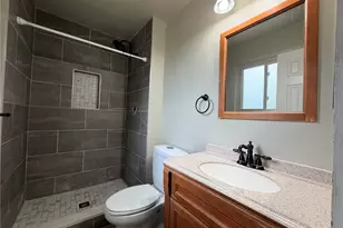 3815 S Pitkin Cir, Aurora, CO 80013 - Photo 8