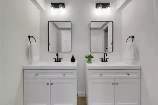 3532 S Hillcrest Dr, Denver, CO 80237 - Photo 12