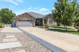 9060 Ferncrest St, Longmont, CO 80504 - Photo 2