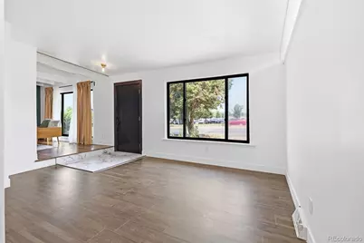 6139 S Broadway, Littleton, CO 80121 - Photo 4