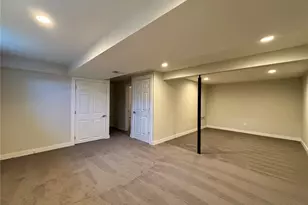 20364 E Buchanan Dr, Aurora, CO 80011 - Photo 12