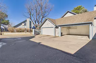 2490 S Worchester Ct, Aurora, CO 80014 - Photo 1