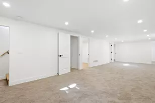 1049 Jamaica Ct, Aurora, CO 80010 - Photo 24