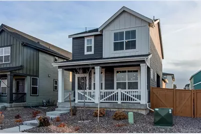 740 Cottonwood Avenue, Bennett, CO 80102 - Photo 2