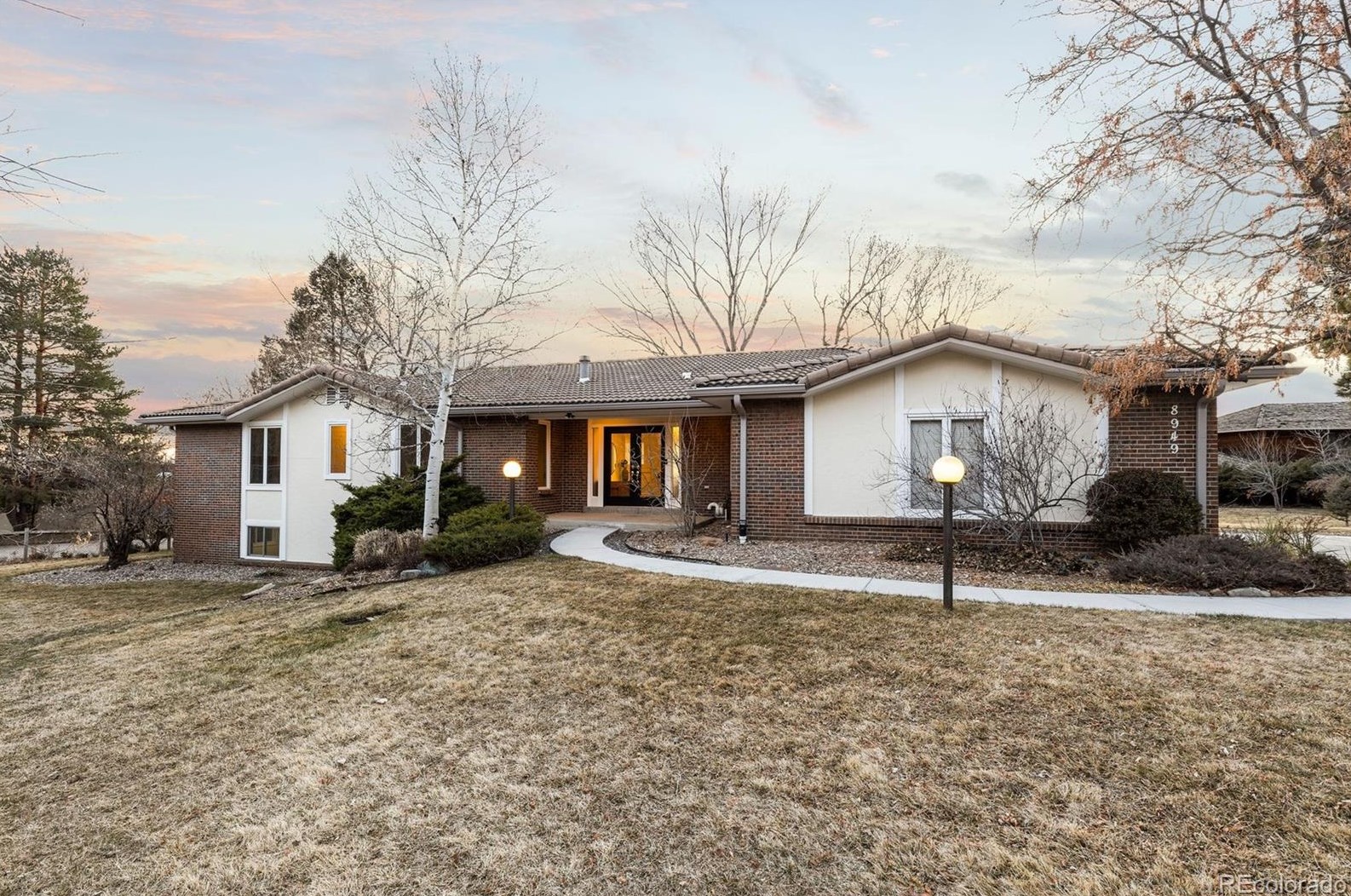 8949 Jewell Cir, Denver, CO 80231-3471