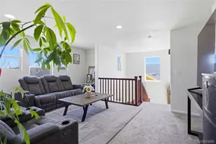 161 N Elk Ct, Aurora, CO 80018 - Photo 14