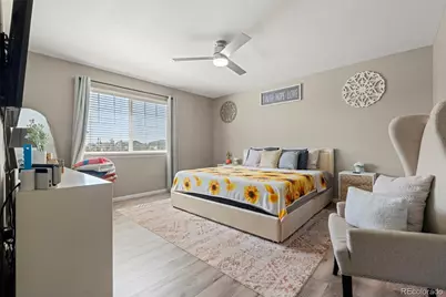 25526 E Maple Avenue, Aurora, CO 80018 - Photo 16