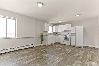 560 Dayton Street, Aurora, CO 80010 - Photo 4