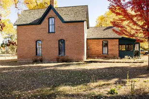 2306 E 1st St, Loveland, CO 80537 - Photo 4