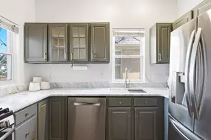 565 S Lincoln St, Denver, CO 80209 - Photo 18