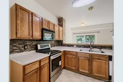 12324 E 2nd Drive, Aurora, CO 80011 - Photo 8