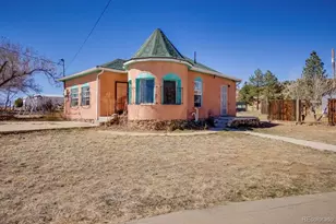 402 W Pine St, Walsenburg, CO 81089 - Photo 1