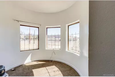 402 W Pine Street, Walsenburg, CO 81089 - Photo 12