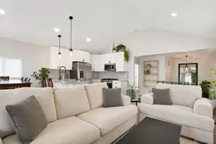243 S Osceola St, Denver, CO 80219 - Photo 10