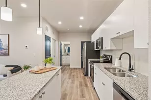 559 E Bayview Dr, Pueblo West, CO 81007 - Photo 30